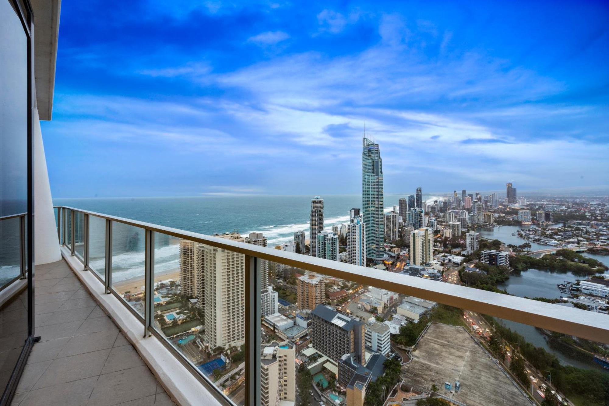 Circle On Cavill - Self Contained & Privately Managed Apartments - Wow Stay 黄金海岸 外观 照片